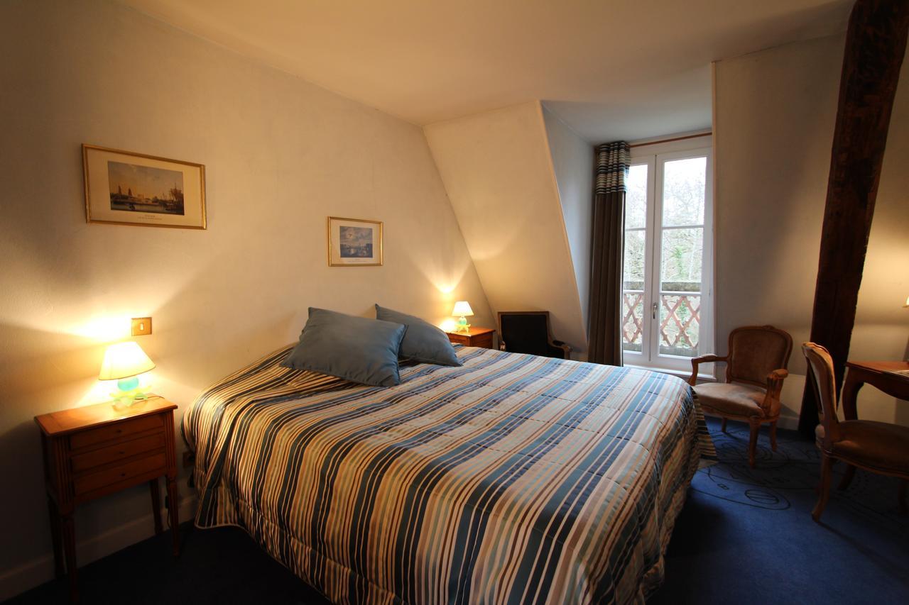 Chambre Double Standard Supérieure